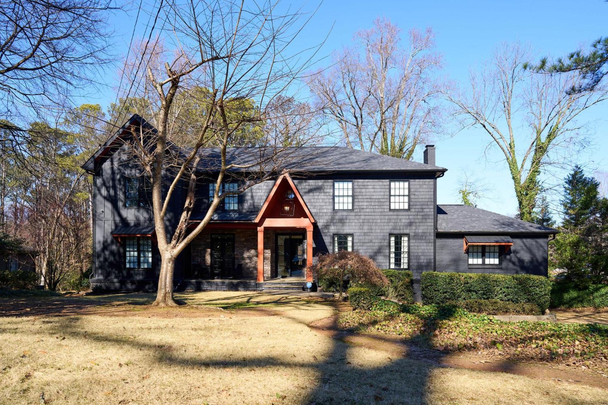 Villa The Black House At Victoria Mill Buckhead