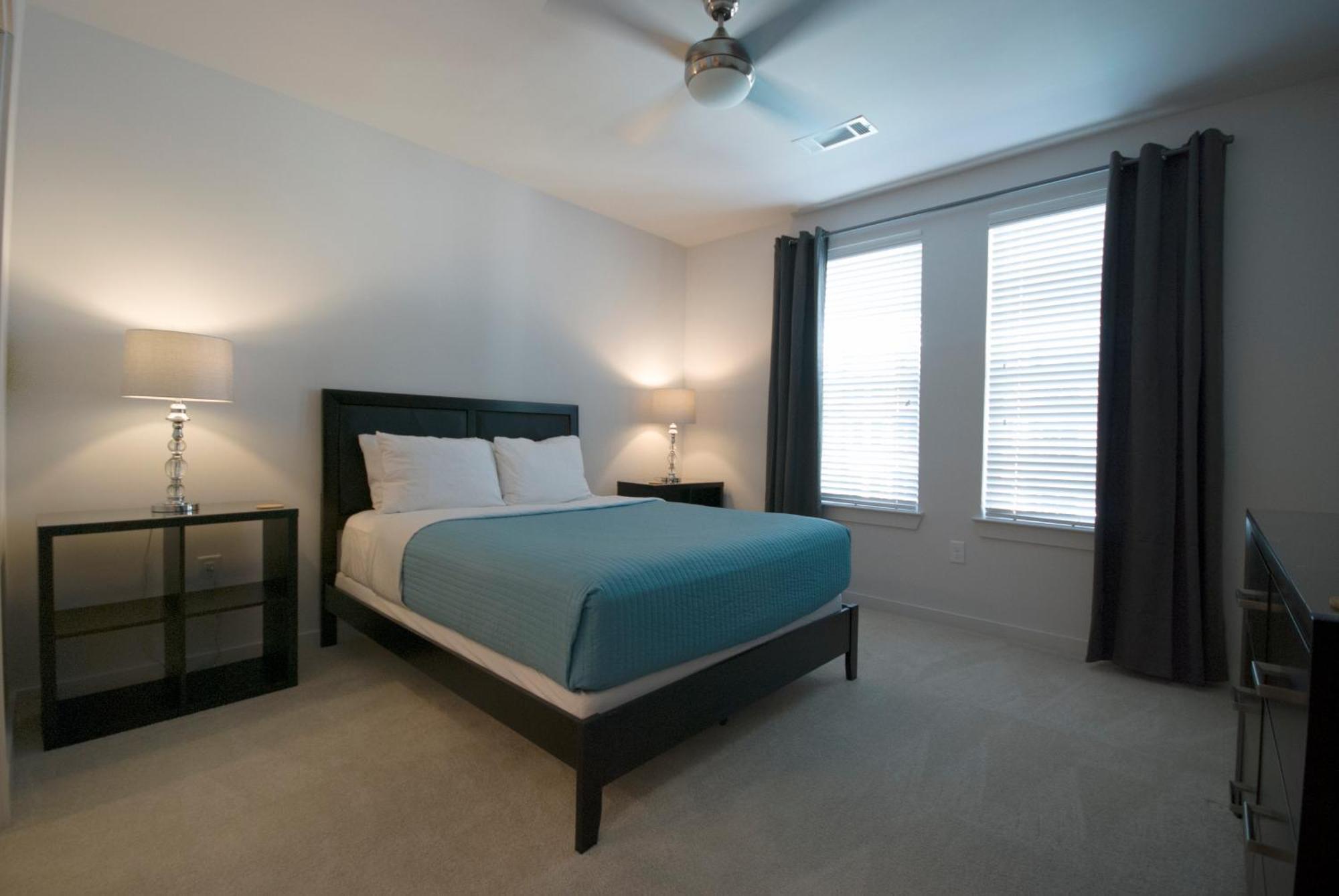 Spectacular By Bca Furnished Spec2b 430 A Holiday home