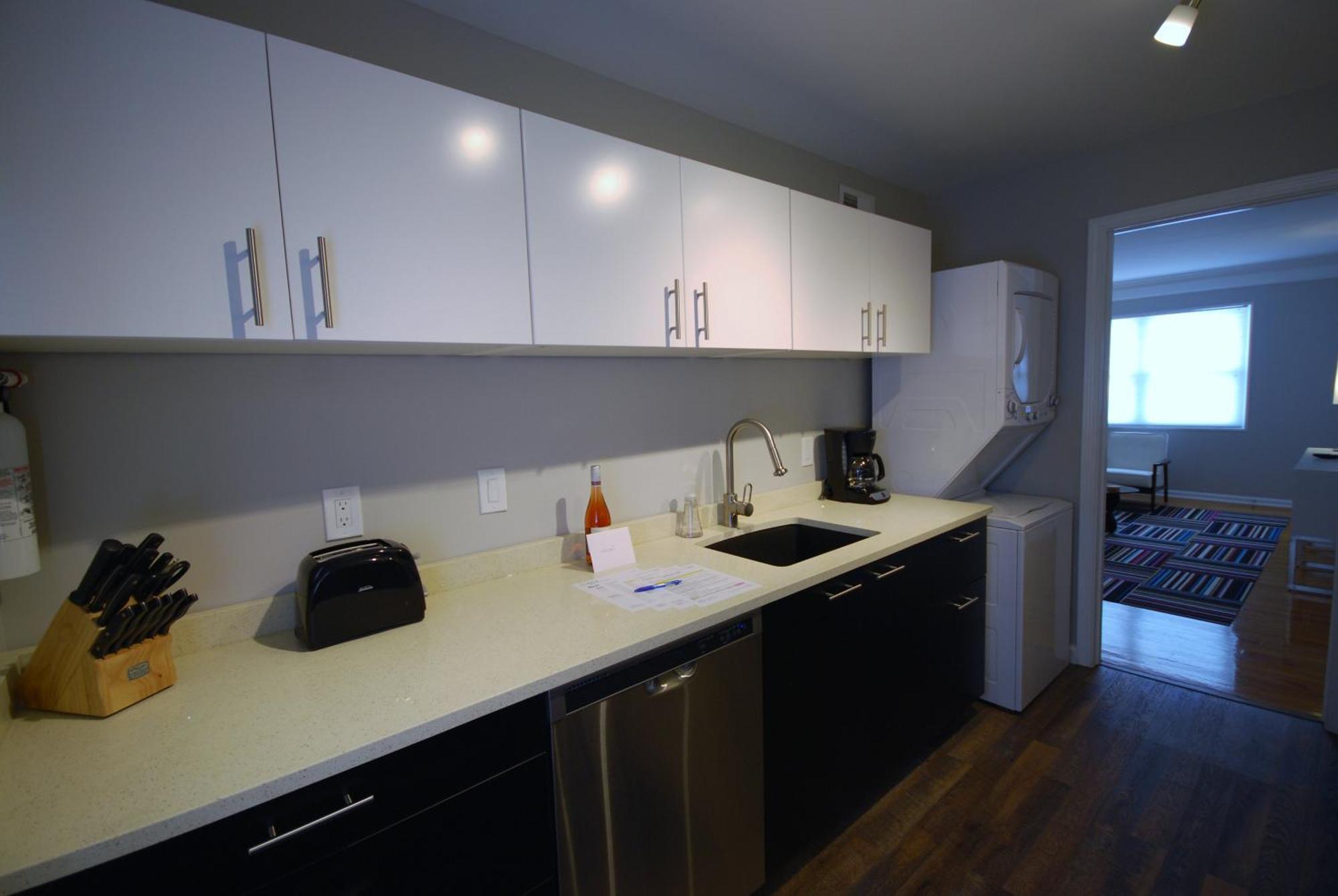 Holiday home Brookwood Courtyard By Bca Furnished Bcc2b 02 B