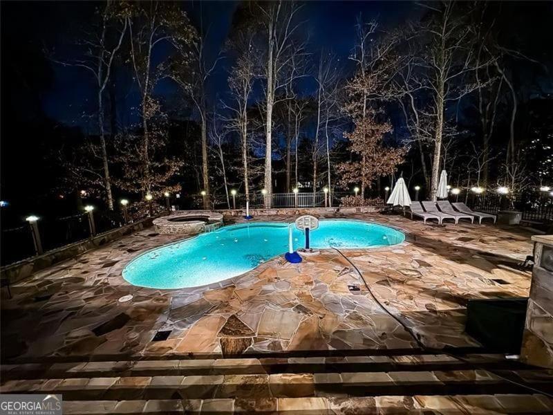 Kenstone 7 500 Sqft - Sauna Bar Pool Puttputt Atlanta