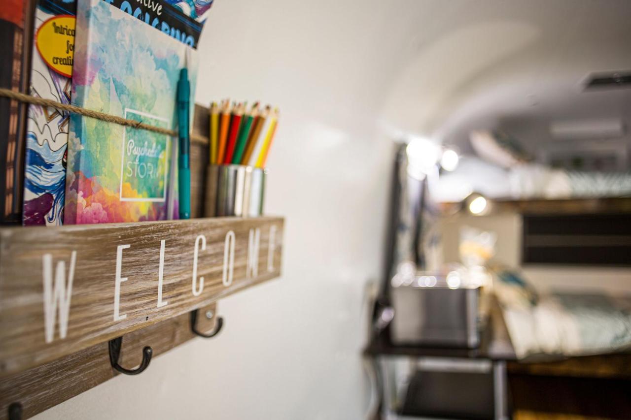 Cc Homestead Capsule hotel *