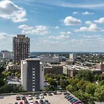Downtown! Private Balcony! 24 Concierge! Pt11H