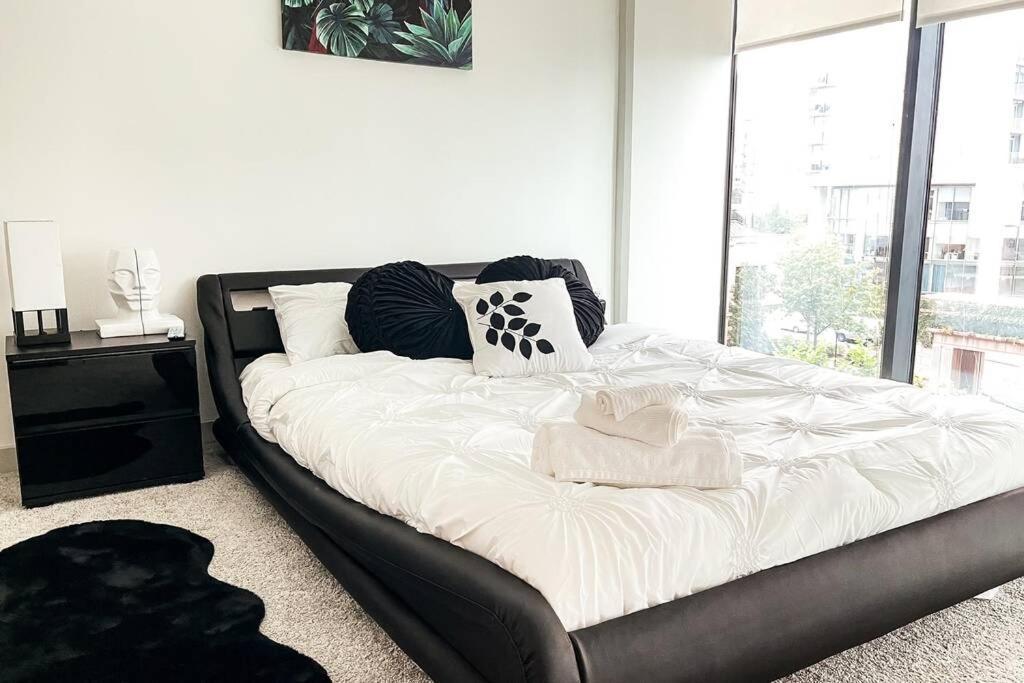 ✦2b/2b Luxury Buckhead Highrise W/ View✦