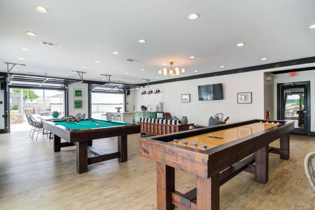 Apartment Buckhead Blue - Spacious 2 Bd 2ba - Private Balcony-rooftop- S13 Atlanta
