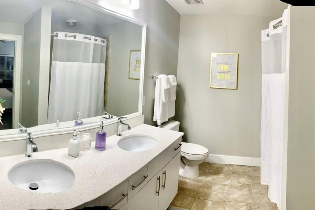 Buckhead Blue - Spacious 2 Bd 2ba - Private Balcony-rooftop- S13 Atlanta