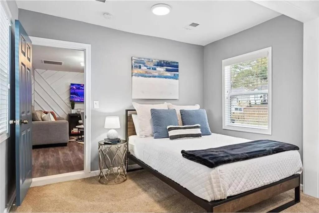 Holiday home The Scarlet Door: West Midtown Atlanta