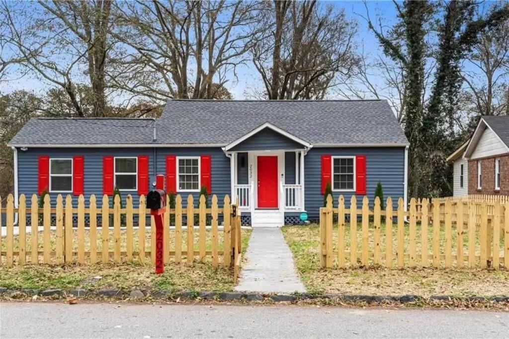 Holiday home The Scarlet Door: West Midtown Atlanta