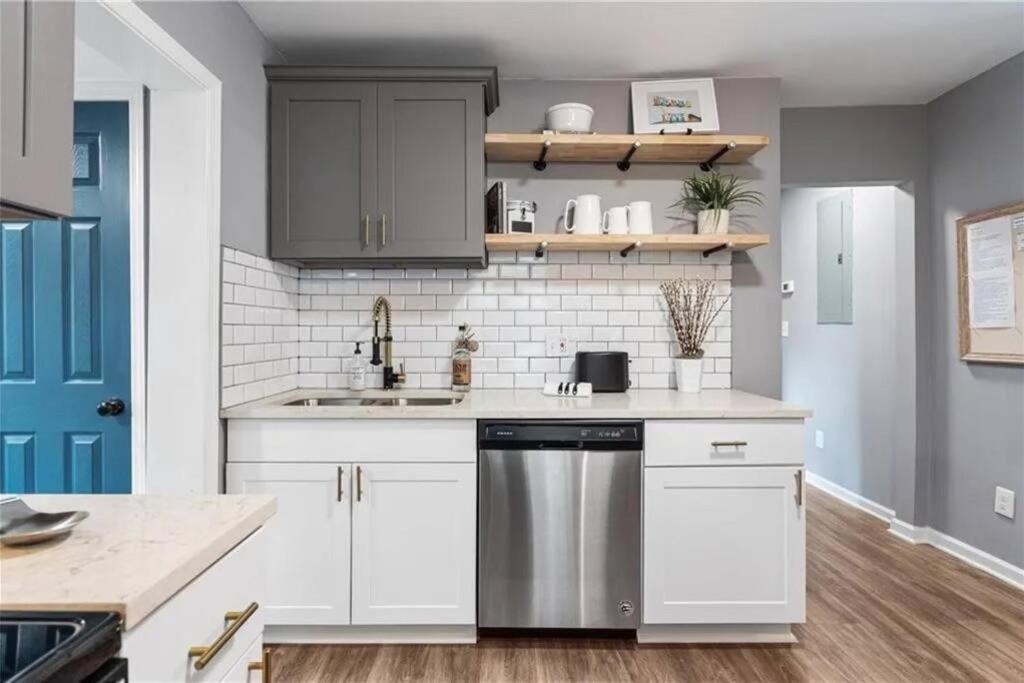 The Scarlet Door: West Midtown *