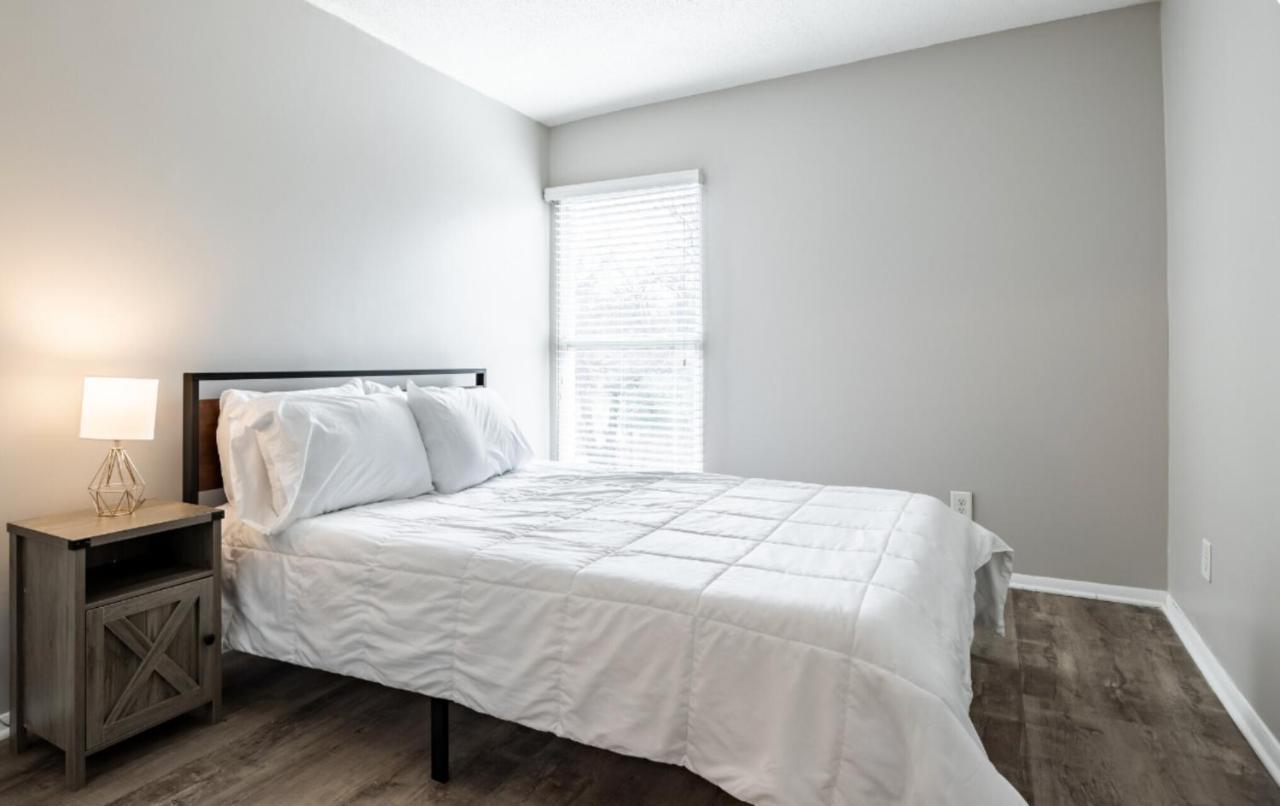 Spacious In Atlanta, Sk Apartment *