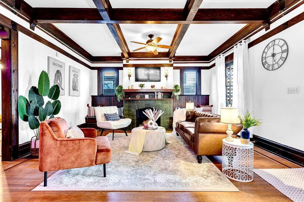 Atl Charming 1929 Historic Craftsman Holiday home Atlanta