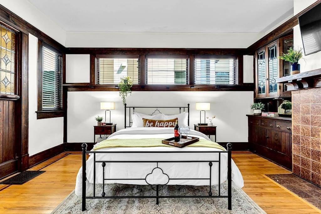 Atl Charming 1929 Historic Craftsman Holiday home Atlanta