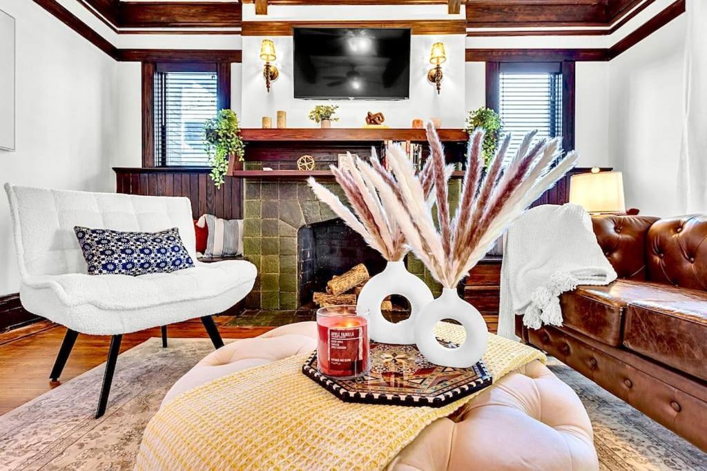 Atl Charming 1929 Historic Craftsman Holiday home Atlanta