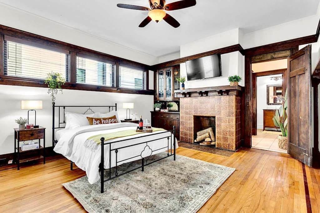 Atl Charming 1929 Historic Craftsman Holiday home *