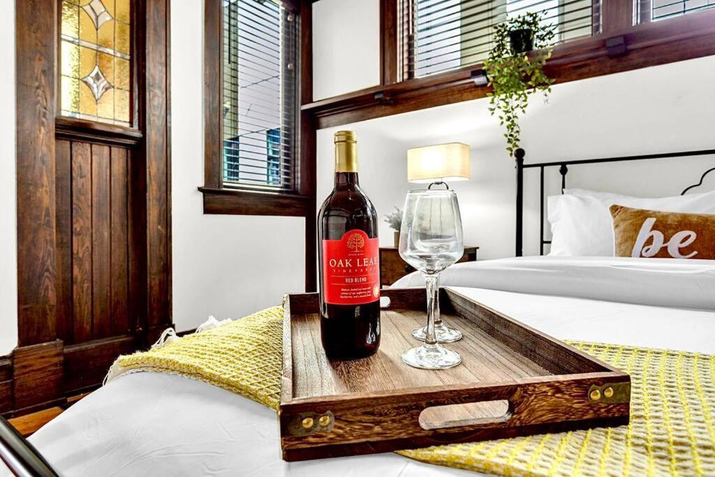 Holiday home Atl Charming 1929 Historic Craftsman