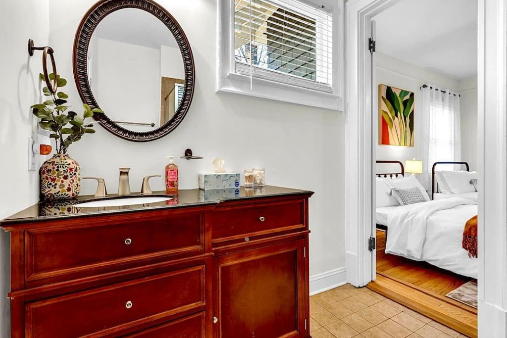 Atl Charming 1929 Historic Craftsman Holiday home Atlanta