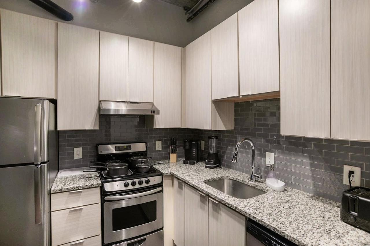 Stylish Living With Free Parking In Midtown Atlanta