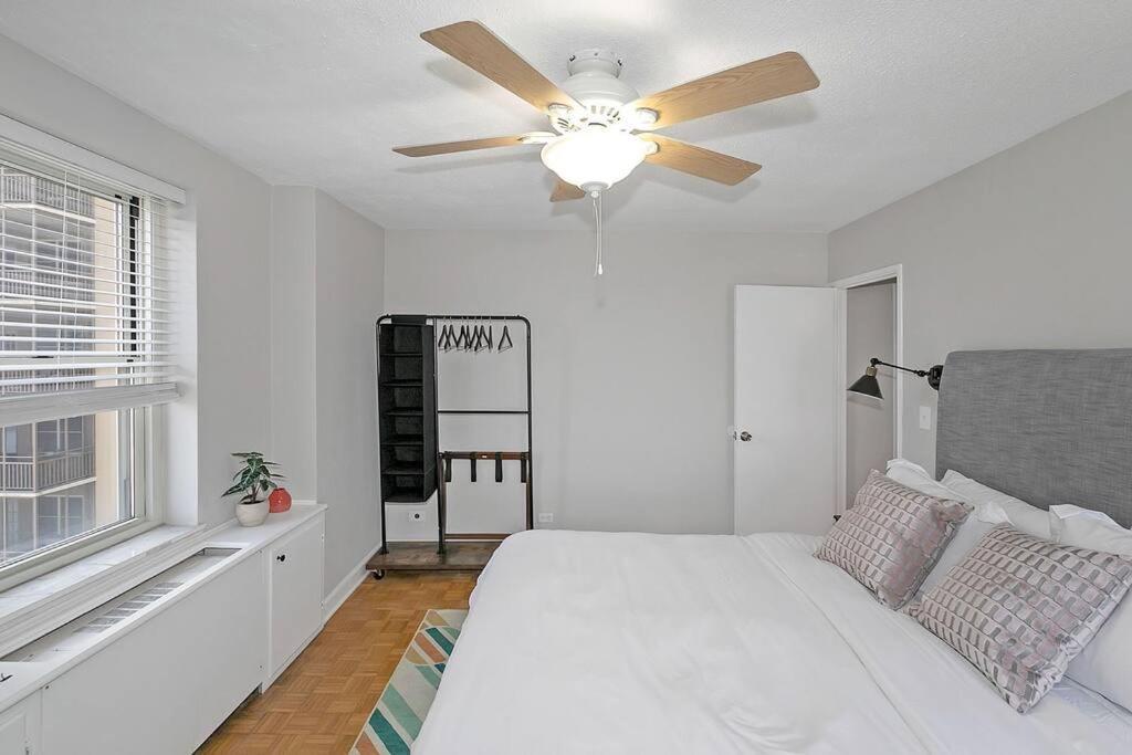 21st Floor In The Center Of Apartment *