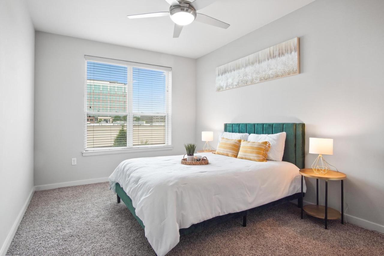 Apartment Is Luxury *