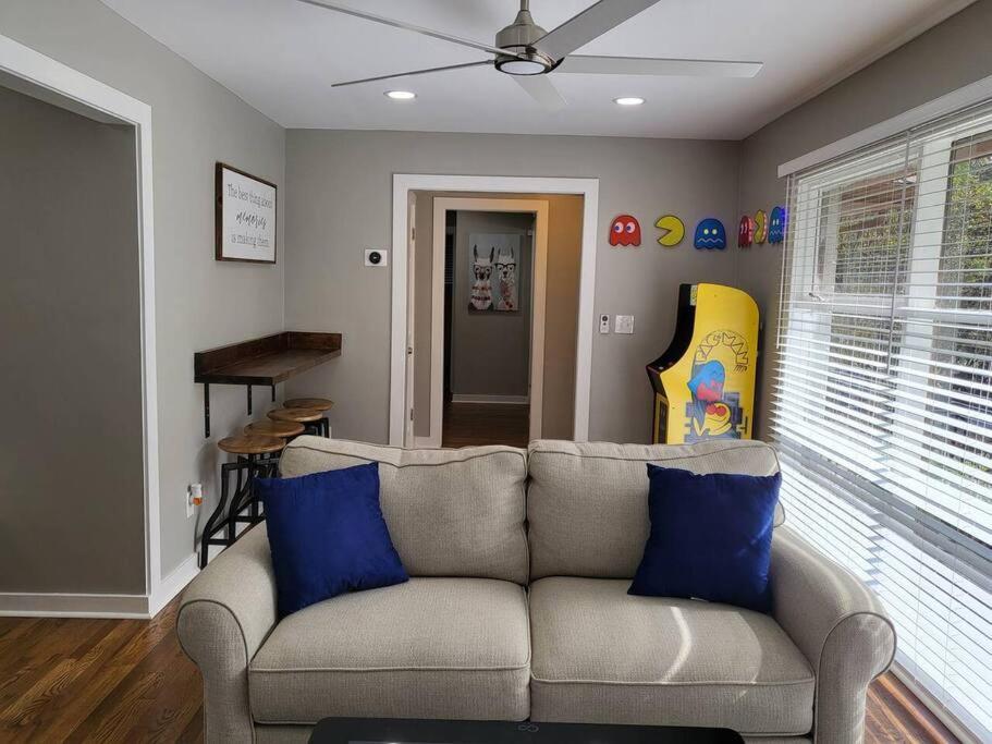 Holiday home Rare Find! Private Heated Pool & - Entire Near Atl Center