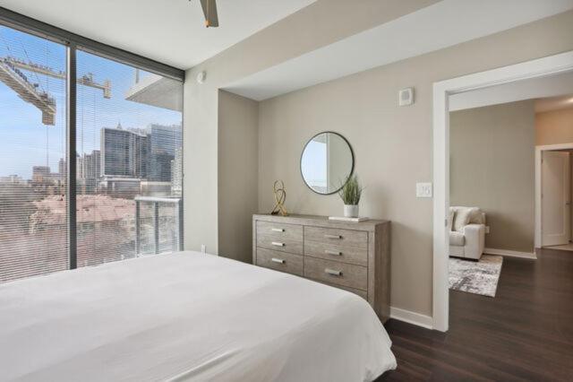 Apartment Piedmont Park 2 Bdrm *