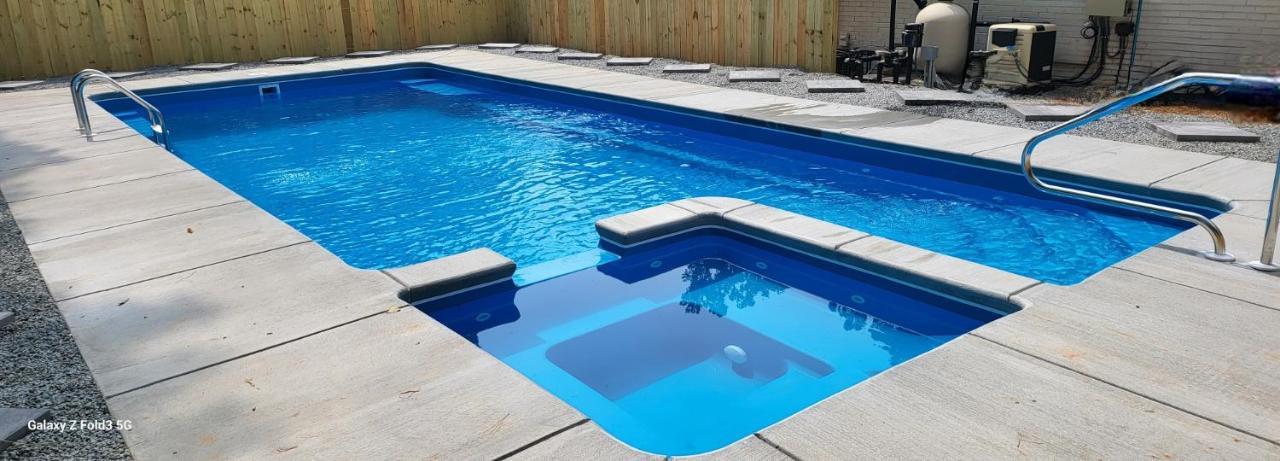 Rare Find! Private Heated Pool & - Entire Near Atl Center *