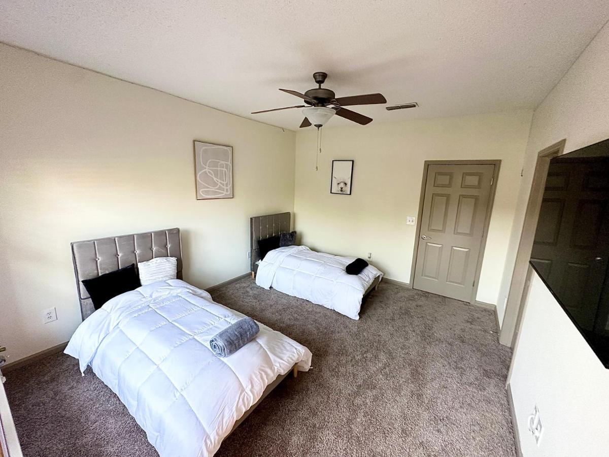 Apartment New Luxury Vinings Townhome