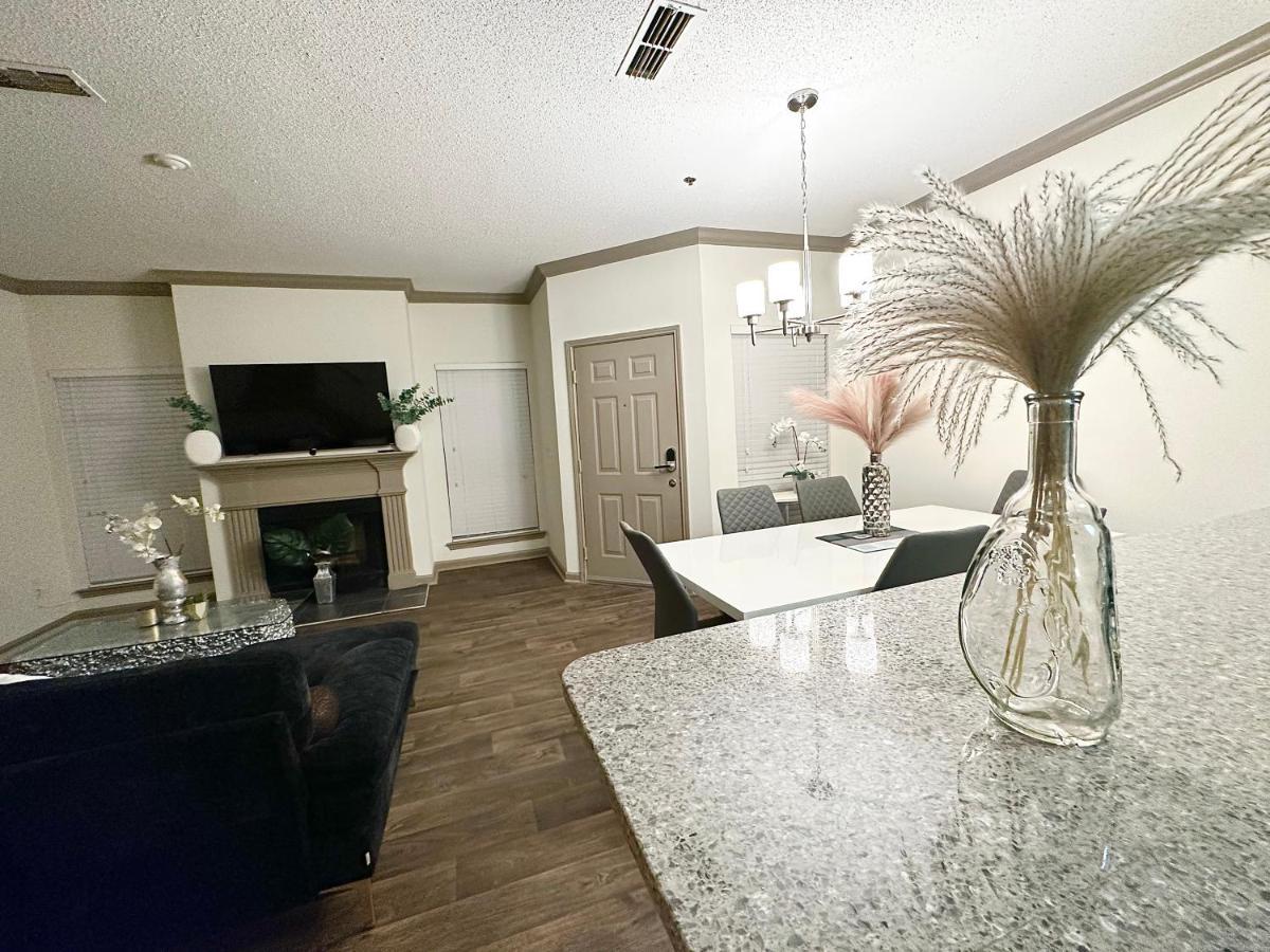 New Luxury Vinings Townhome Atlanta