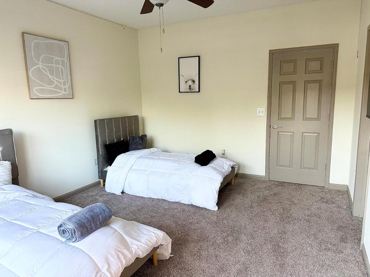 New Luxury Vinings Townhome * Atlanta