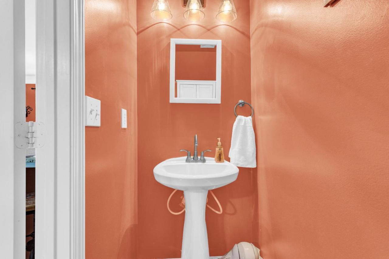 Peach Please Holiday home *