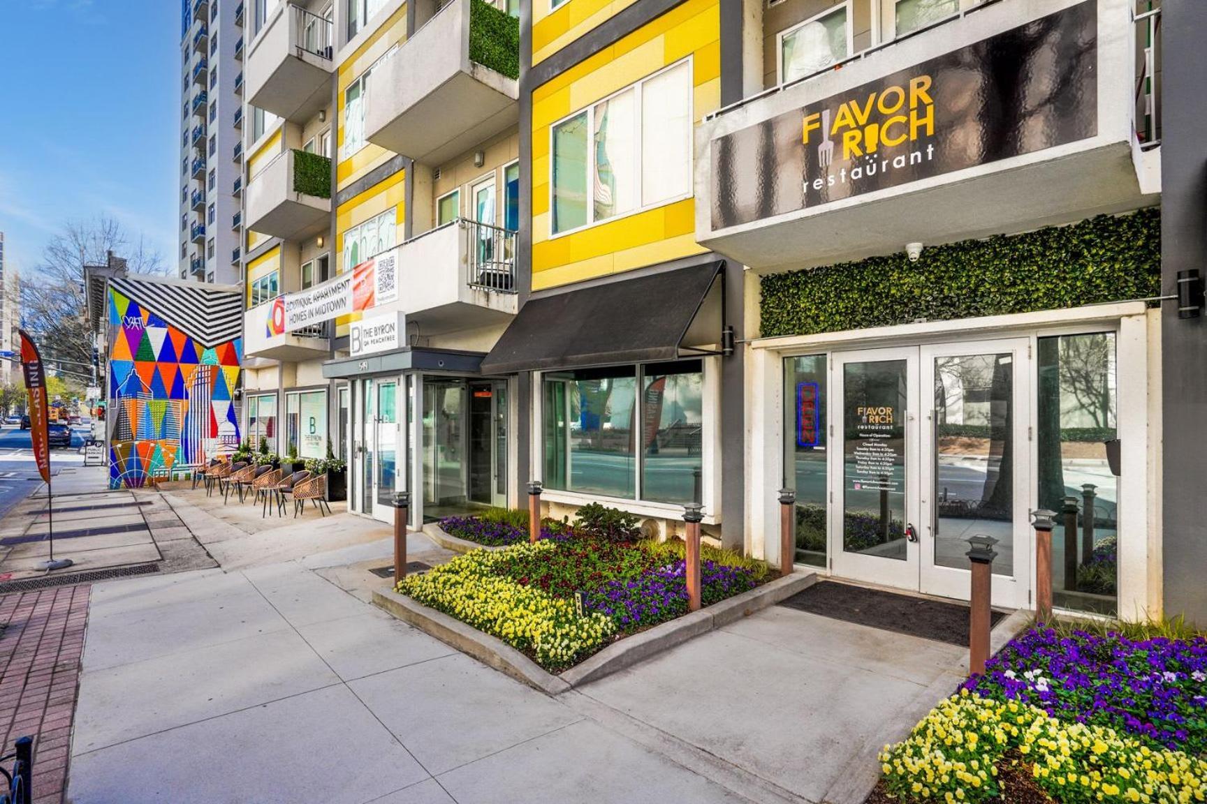 Stylish Living With Free Parking In Midtown * Atlanta