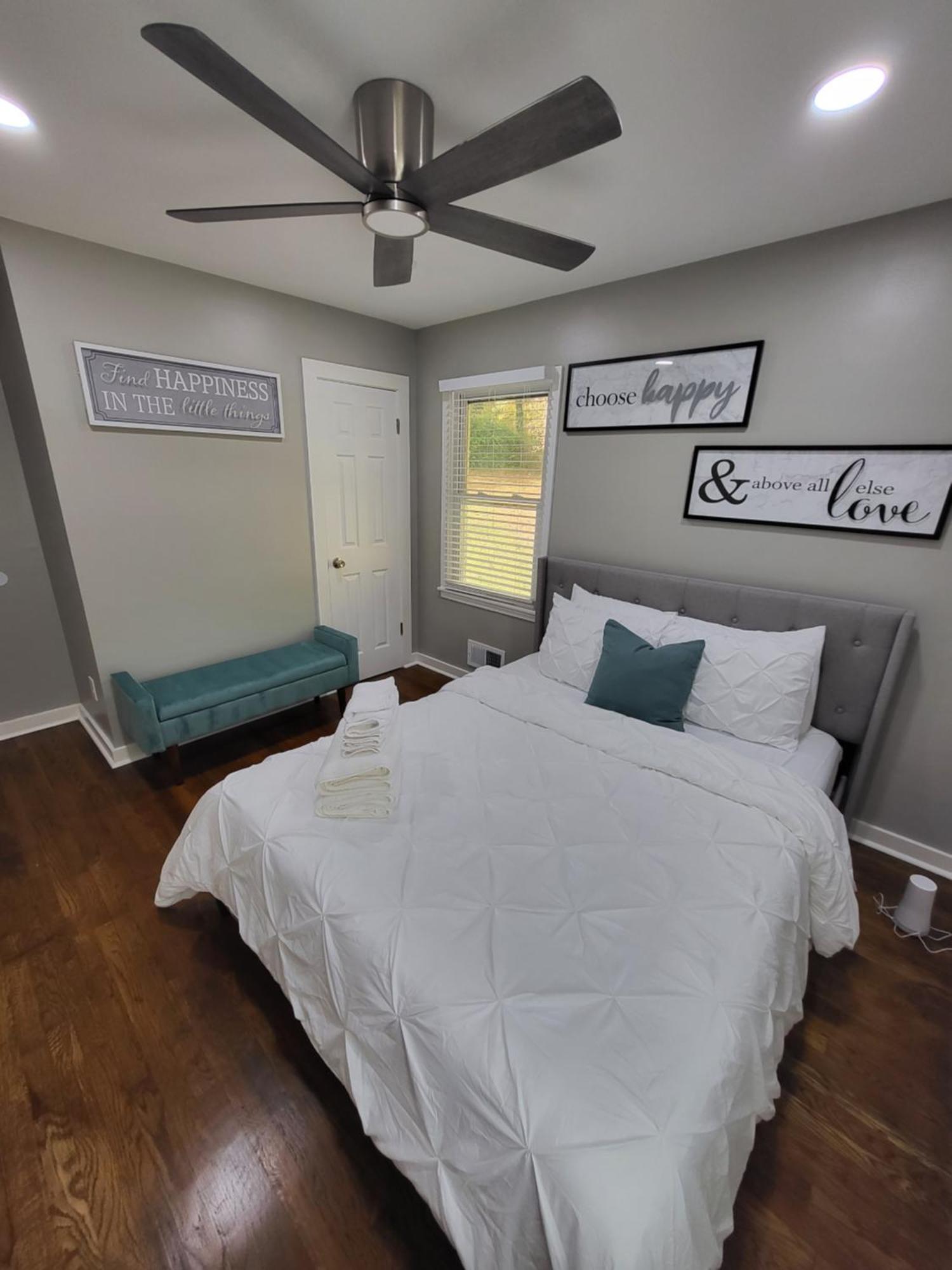 Rare Find! Private Heated Pool & - Entire Near Atl Center Holiday home Atlanta