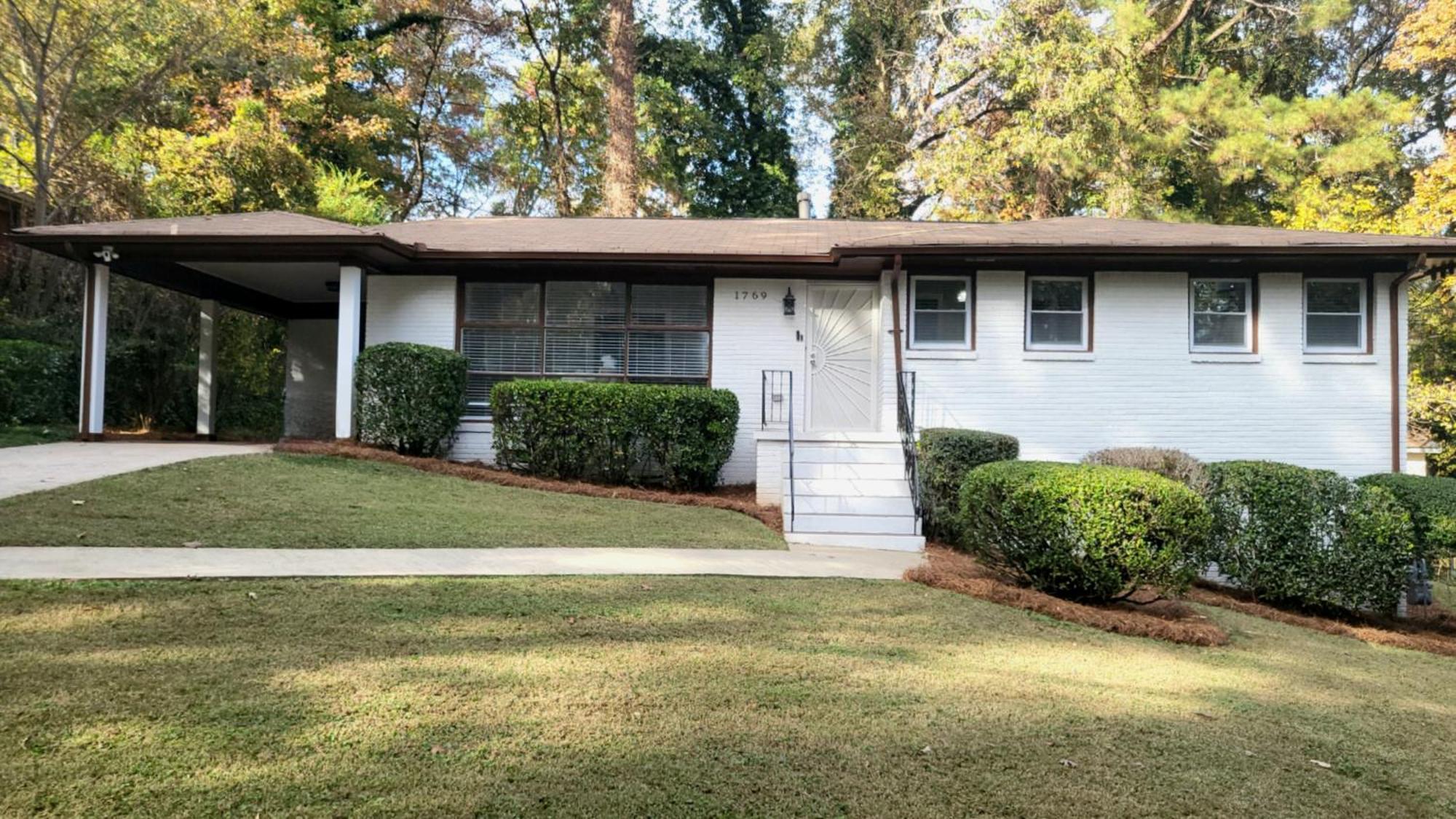 Holiday home Rare Find! Private Heated Pool & - Entire Near Atl Center *