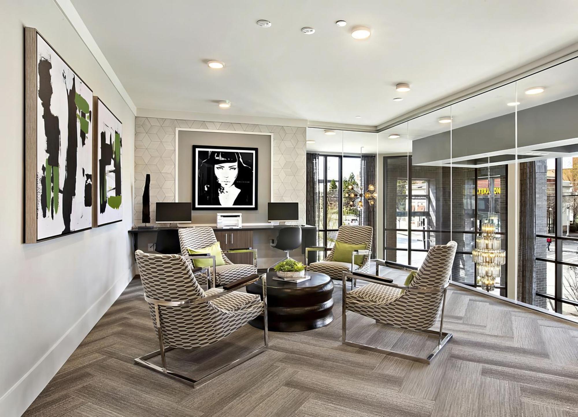 2br Luxury Atl Apartment