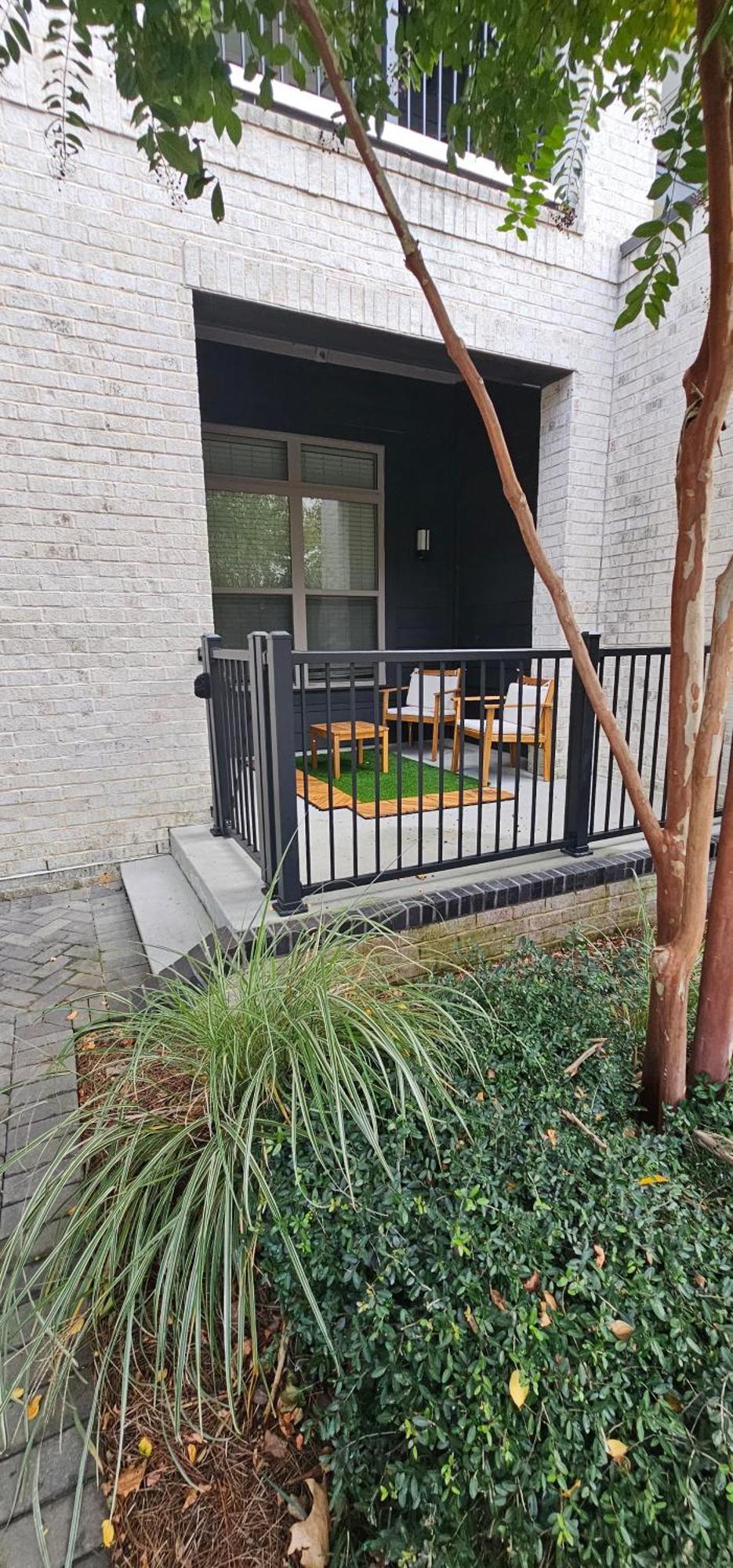 2br Luxury Atl Apartment
