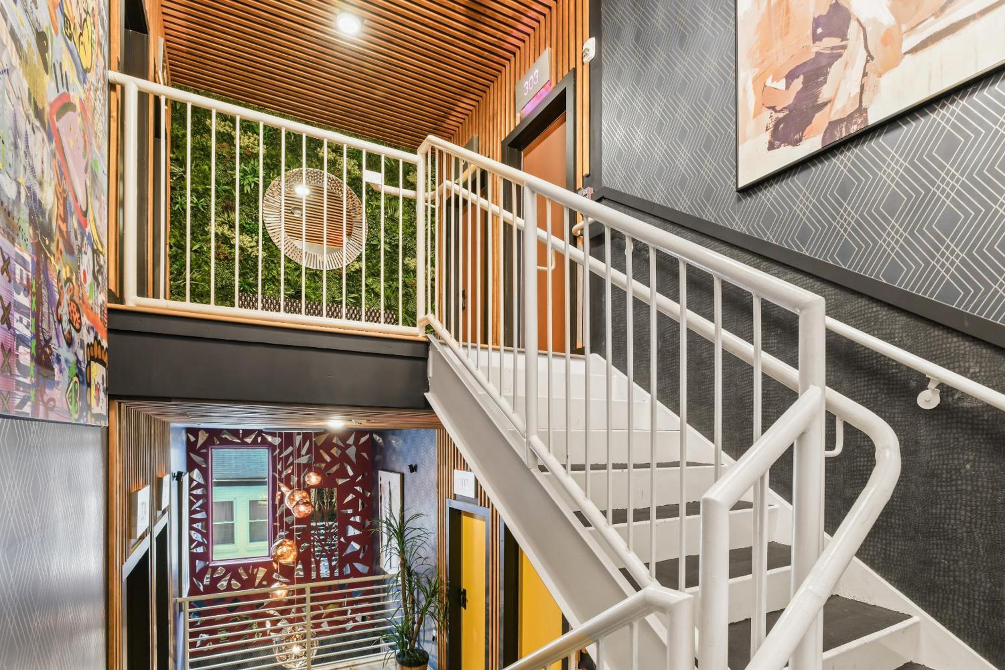 Hermetic Heart Of Midtown Semblance King Bed Studio Apartment Atlanta