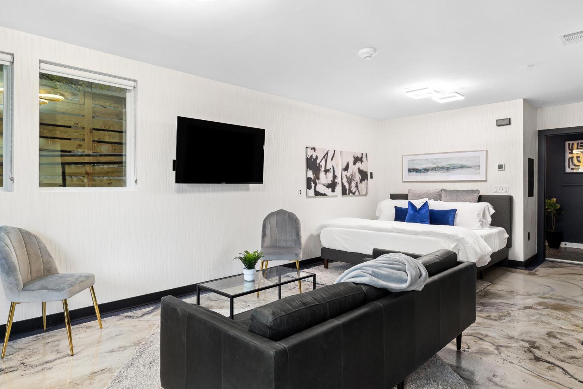Apartment Hermetic Heart Of Midtown Semblance King Bed Studio *