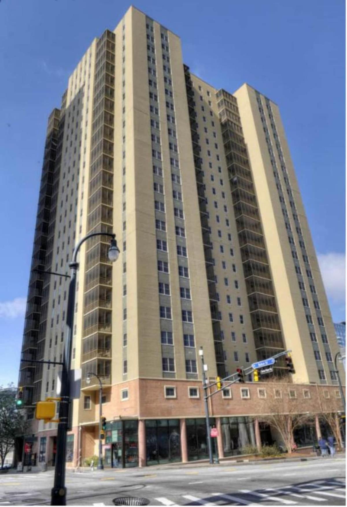 Holiday home Entire Condo! Downtown! 24 Concierge! Pt9b *