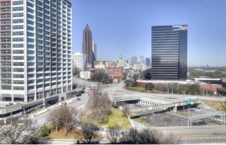 Holiday home Downtown 2bd Onsite Parking View Lm508