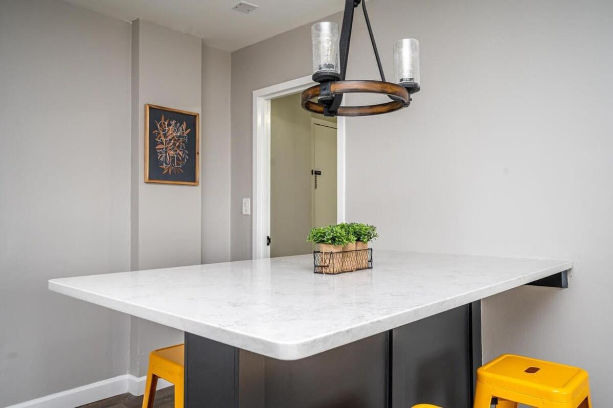 Holiday home Atl Downtown 2br King Bed Free Parking Lm1902 *