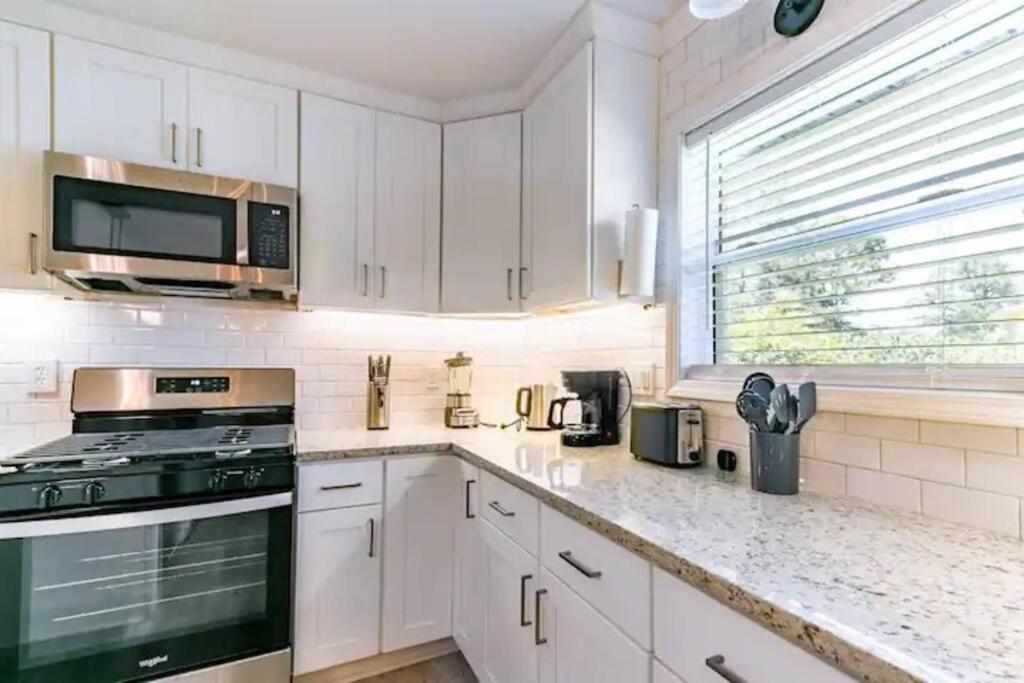 Spacious 4br By Airport & Shops! Atlanta