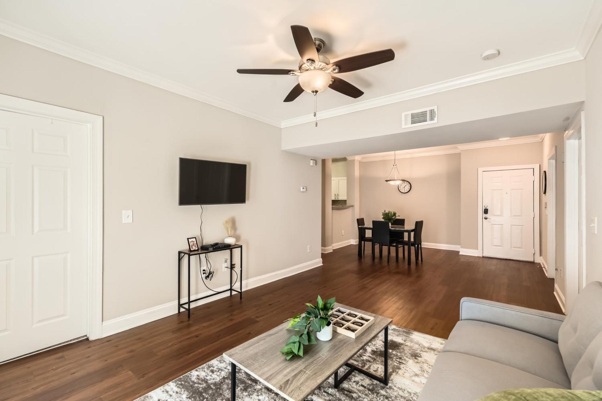 Crest At Midtown 3501 L 2 Bedroom 2 Bathroom Atlanta