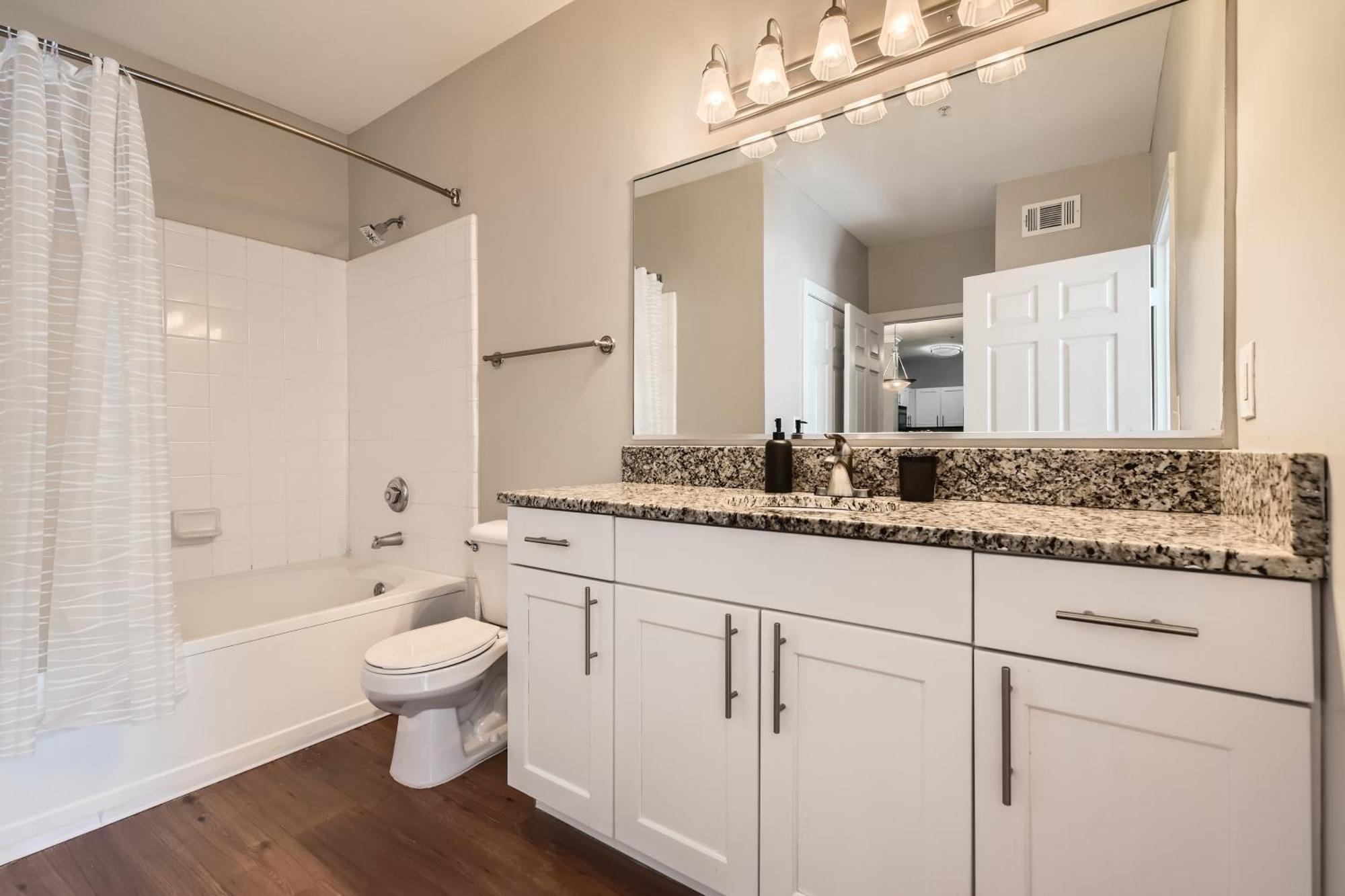 Apartment Crest At Midtown 3501 L 2 Bedroom 2 Bathroom *