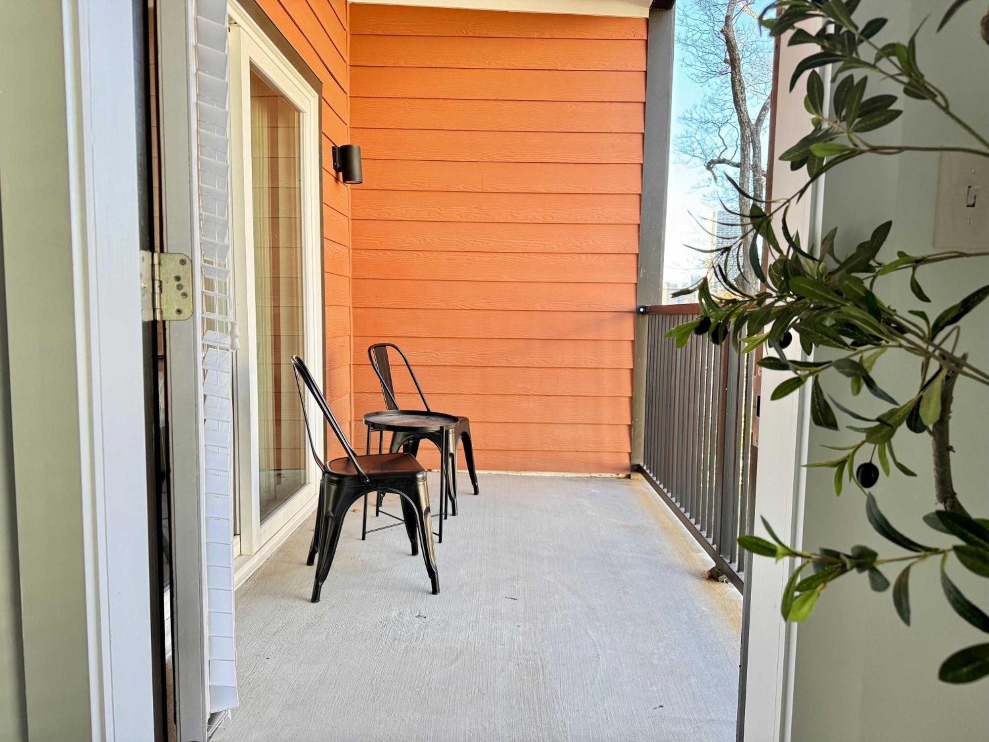 Luxury New 1b1b Private Balcony W Dryer Washer 525pkwy Apartment