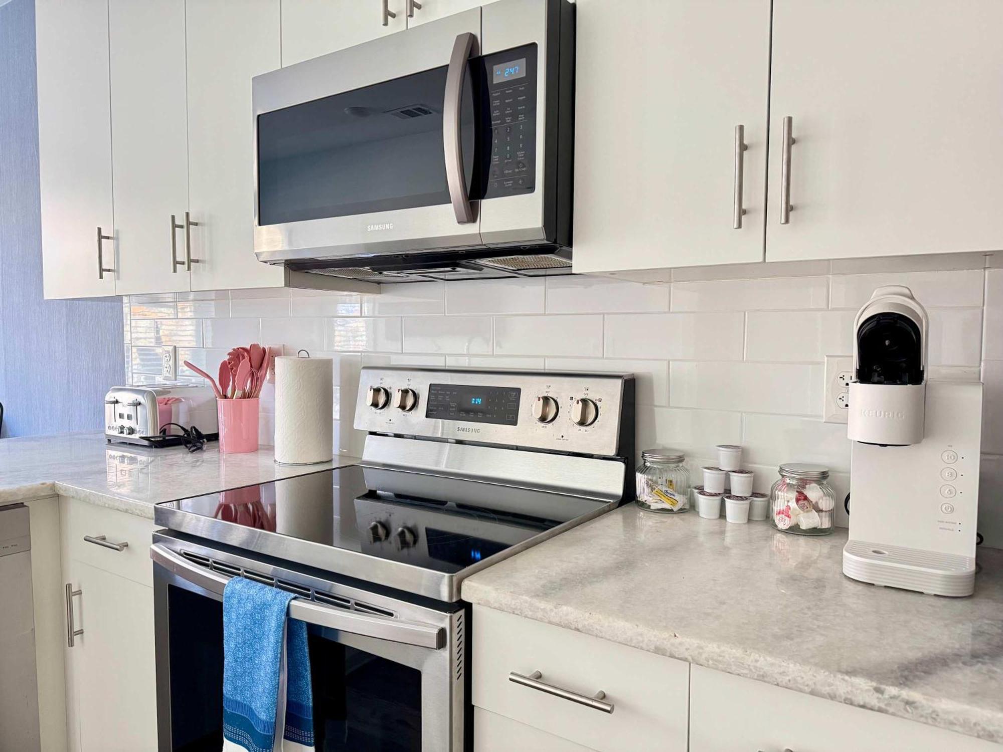 Apartment Luxury New 1b1b Private Balcony W Dryer Washer 525pkwy