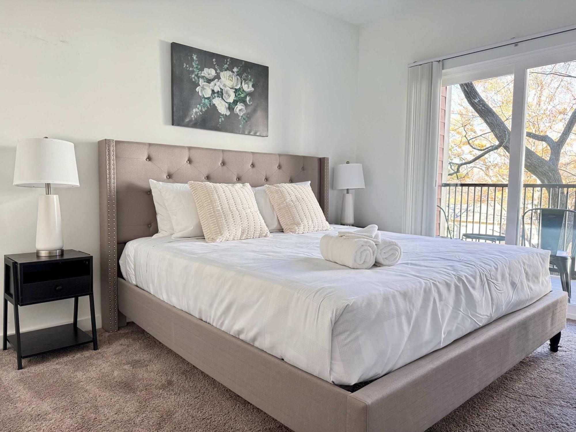 Luxury New 1b1b Private Balcony W Dryer Washer 525pkwy