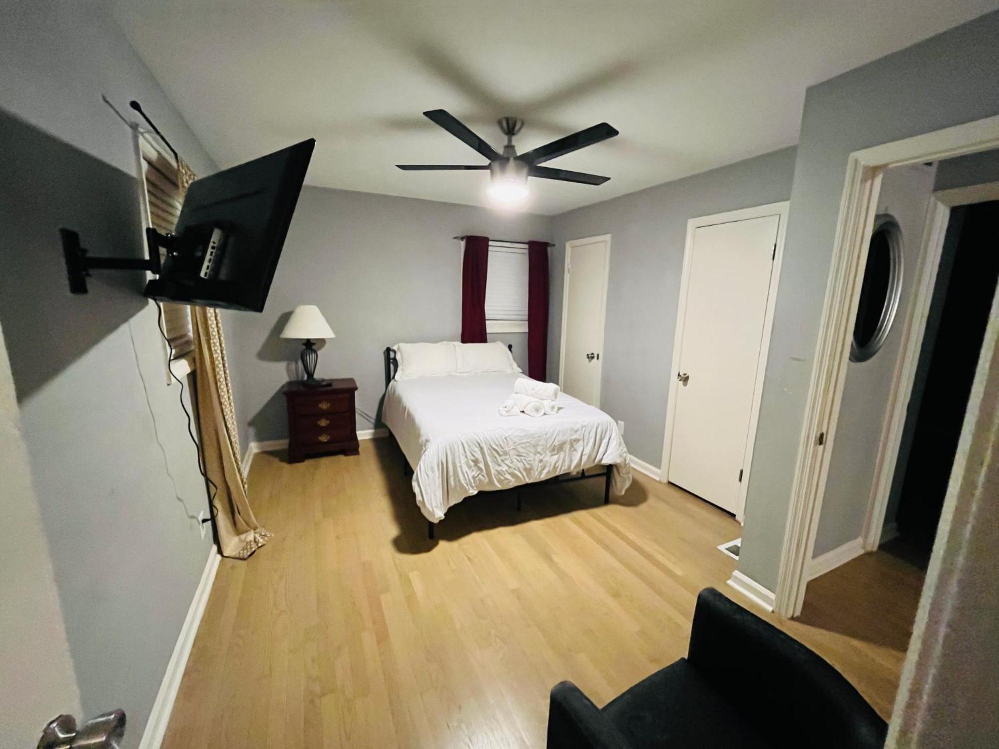 Spacious 4br By Airport & Shops! * Atlanta