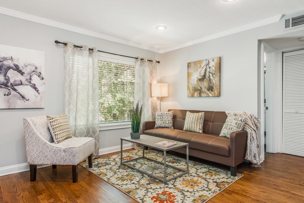 Amazing Midtown Location By Piedmont Park Beltline Ponce Market